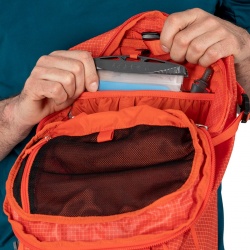 Osprey Mutant 22l skialpinisticky a lezecky batoh mars orange 6