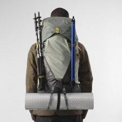 Salomon Aerotrek 40l sedona sage seagrass C24668 turisticky outdoorovy batoh 3