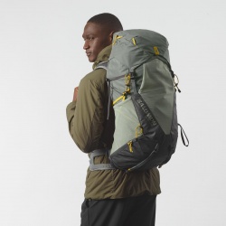 Salomon Aerotrek 40l sedona sage seagrass C24668 turisticky outdoorovy batoh 6