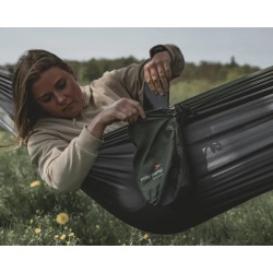 Easy Camp Pine Hammock zavesna hamaka 270 x 140 cm vcetne karabin a popruhu 3
