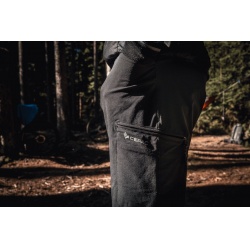 Acepac Montace pants black (cerna) turisticke outdoorove kalhoty s paskem 9