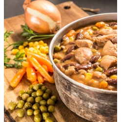 Adventure Menu Kureci po zahradnicku s fazolemi 1 porce 400 g sterilovane jidlo na cesty 1