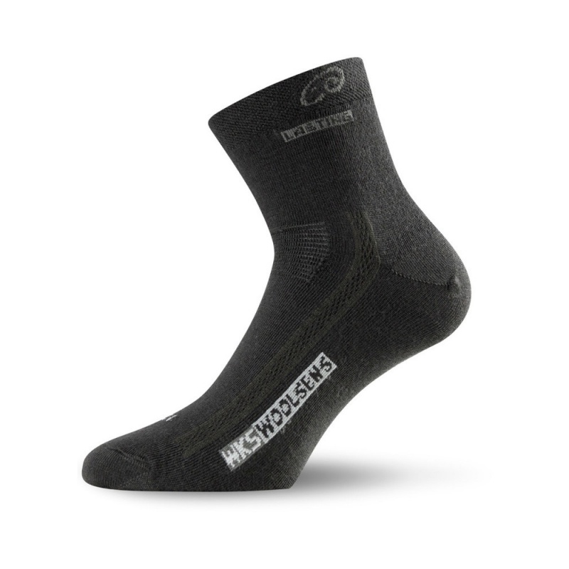 Lasting WKS 900 cerne tenci trekove Merino ponozky 