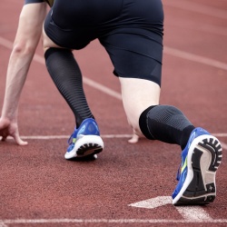 Progress Compress Pro cerna kompresni podkolenky 1