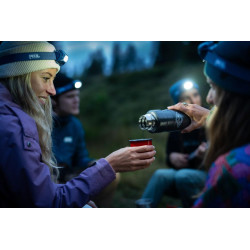 Petzl Tikkina celovka na baterie / kompatibilni s dobijecim akumulatorem CORE cervena 8