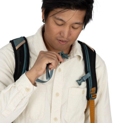 Osprey Quasar 26l mestsky batoh na notebook torrent blue 10