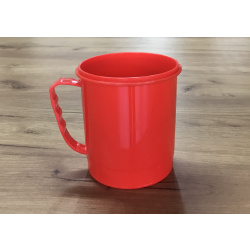 Plastovy hrnek cerveny 720ml - darek k nakupu nad 3000 Kc 111 Eur