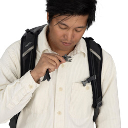 Osprey Tropos 32l městský batoh s kapsou na notebook phantom 13