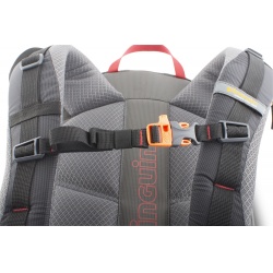 Pinguin Vector 35l turisticky batoh cerna black8