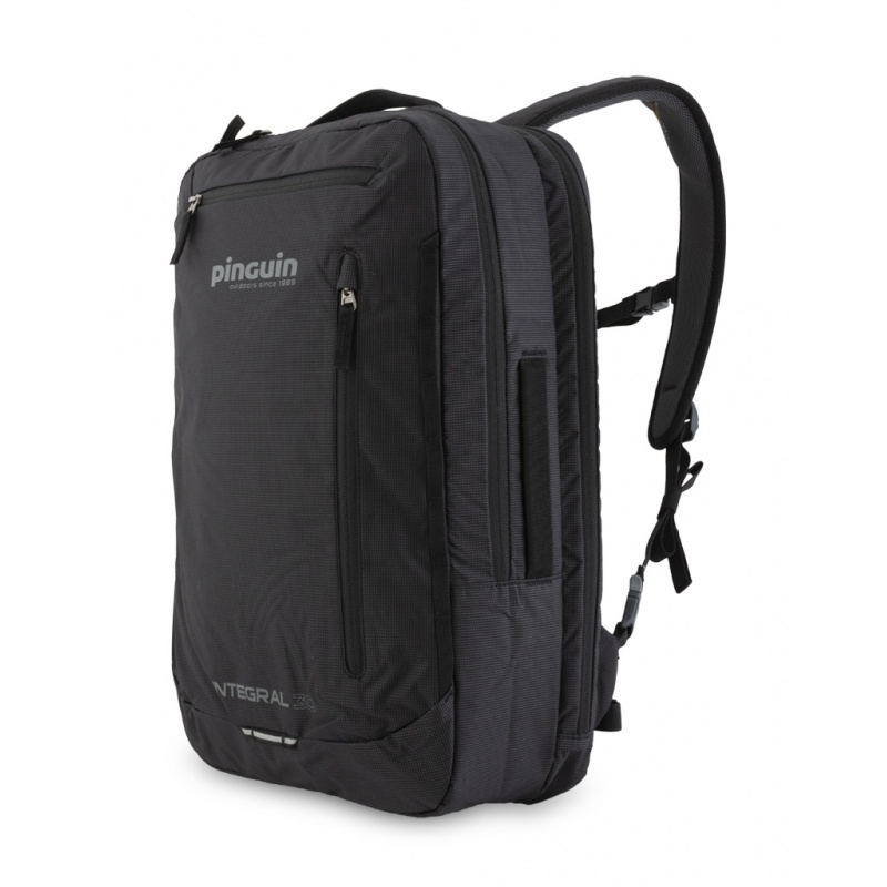 Pinguin Integral 30l mestsky batoh na notebook cerna black