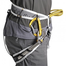 Singing Rock Serac ultralehky sedaci uvazek pro skialpinismus, alpinismus a ledovc. tury7