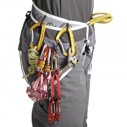 Singing Rock Serac ultralehky sedaci uvazek pro skialpinismus, alpinismus a ledovc. tury8